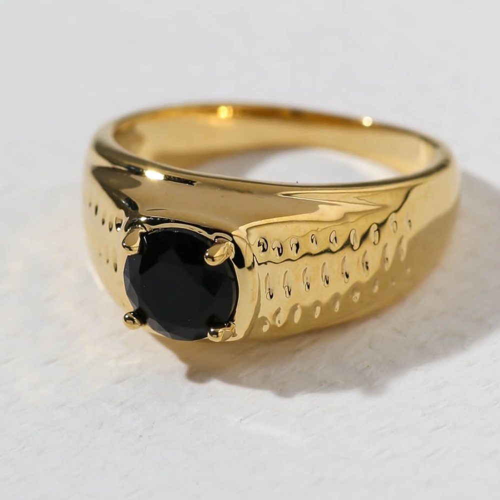 new vanessa mooney THE KINGSTON RING